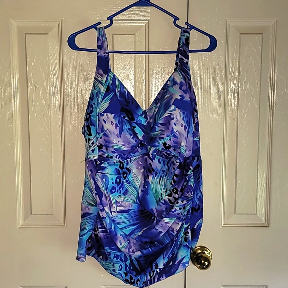 TANKINI
